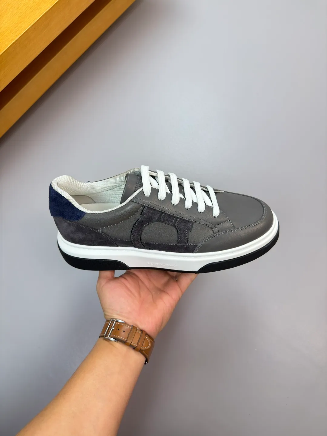 Men's men's shoes 💰440 [New style] 🏃‍♂️🏃‍♂️[Ferragamo] Ferragamo - High-end quality original order·Casual sports shoes -Upper: 🔝Nappa calfskin, suede calfskin, shoe body. Sewing brand totem, tongue air pressure brand logo -Inner: water-dyed cowhide -Outsole: ultra-light TPU foam rubber; molded outsole -Ultra-high quality control and fine workmanship: outstanding (high-end, extravagance, grade) -Size: 38-45 (46, can be customized)